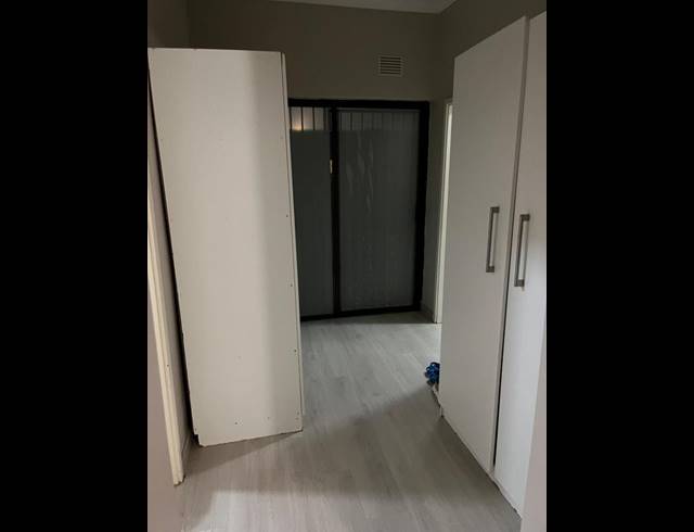 1 BEDROOM PROPERTY TO RENT IN ESSENWOOD